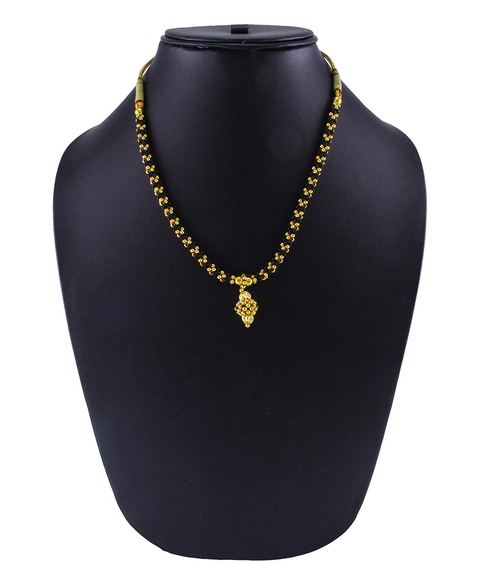Buy Black Beads Chain in India | Chungath Jewellery Online- Rs. 82,930.00